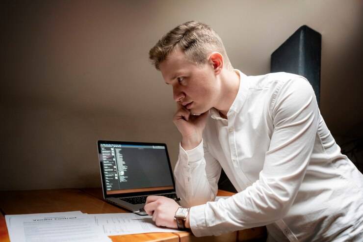 Программист: что делает и сколько зарабатывает